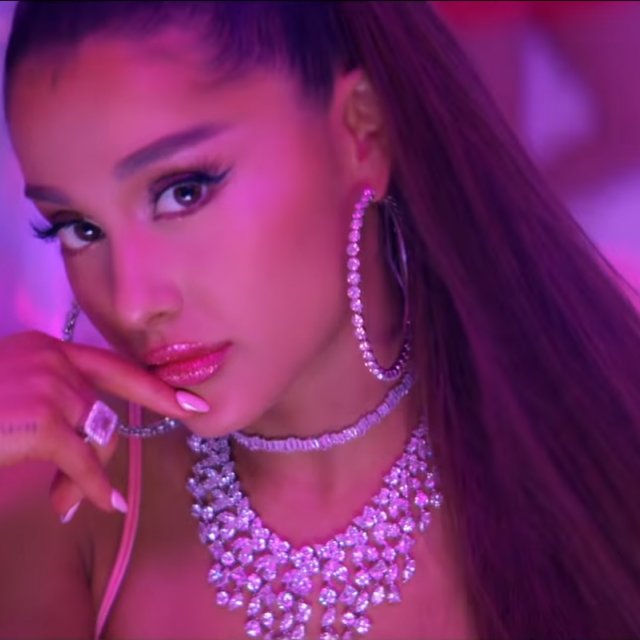 Ariana Grande – 7 rings | Tekst piosenki, tłumaczenie i teledysk
