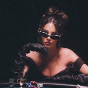 Okładka piosenki karaoke „Showed Me (How I Fell In Love With You)”