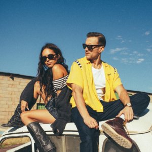 Okładka piosenki karaoke „Odpowiedni moment feat. Zalia”